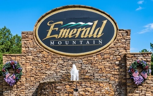 Emerald Mountain neighborhood entrance near Wetumpka, Alabama