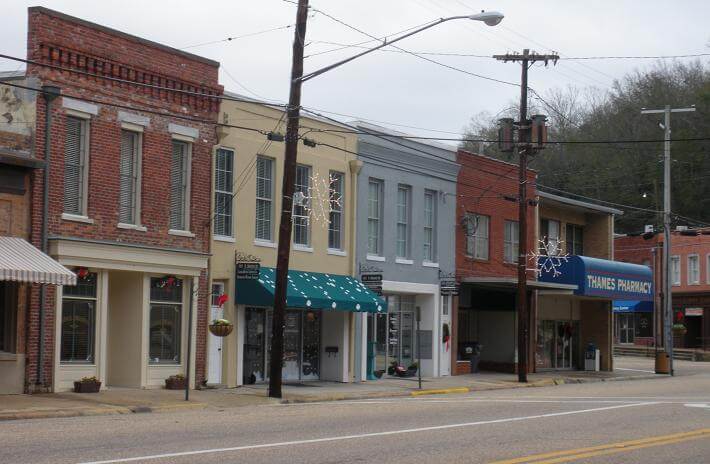 Residential scenery in the Redland area near Wetumpka, Alabama
